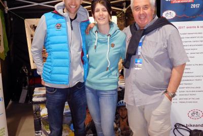 Uwe Hochenwarter (AUT9 e Lisa Burgstaller in visita
